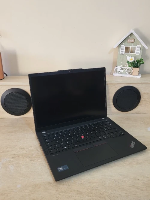 ThinkPad X13 13.3'' FHD + | CORE ULTRA 5 135U | 32GB RAM | 512GB SSD | INTEL GRAPHICS