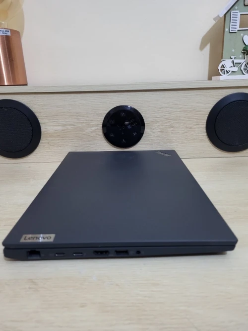 ThinkPad P14S | CORE i7 1360P | NVIDIA RTX A500 4GB | 16GB RAM | 512GB SSD | WORKSTATION