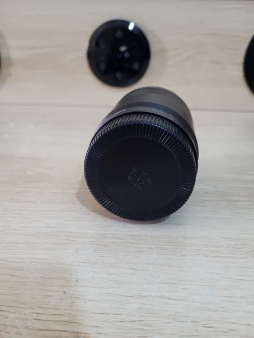 Objectif Sony FE 55mm F/1.8 ZEISS Sonnar T*