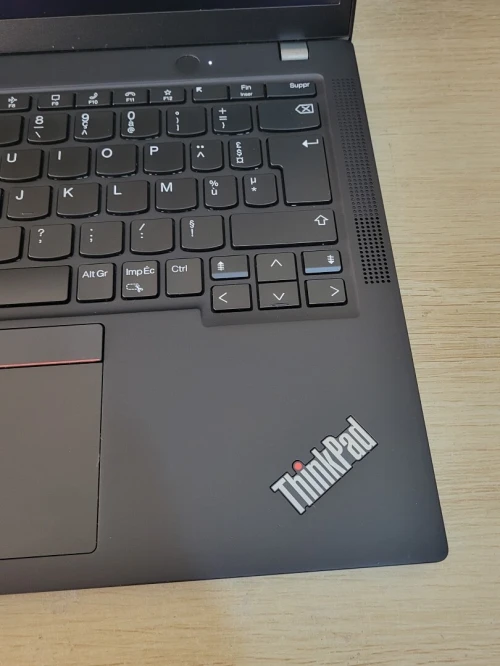 ThinkPad X13 13.3'' FHD + | CORE ULTRA 5 135U | 32GB RAM | 512GB SSD | INTEL GRAPHICS