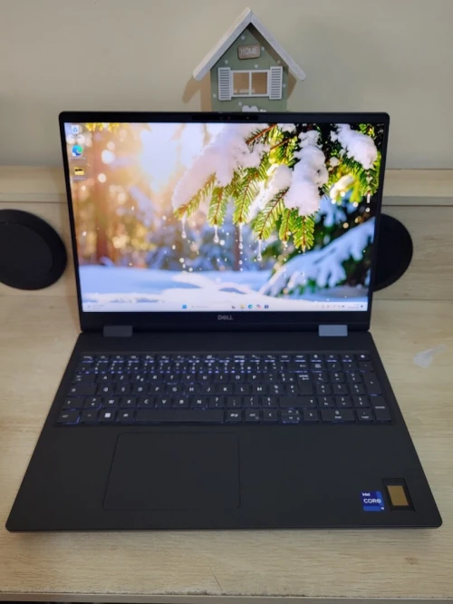 DELL PRECISION 7680 | CORE i9-13950HX | NVIDIA RTX 3500 ADA GENERATION 12GB GDDR6 | 64GB RAM | 1TB NVMe SSD | 2025