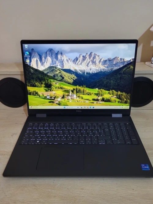 DELL PRECISION 7680 | INTEL vPRO CORE i7-12850HX | NVIDIA RTX A2000 8GB GDDR6 | 32GB RAM | 512GB NVMe SSD | Workstation