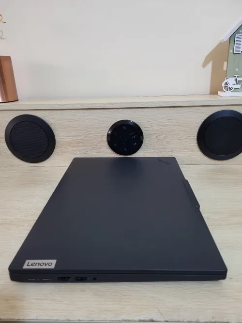 THINKPAD P16s GEN 4 | RYZEN AI 7 PRO 350/w | 32GB RAM | 512GB | RADEON 860M 8GB | Workstation