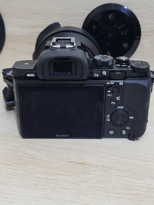 Sony Alpha 7S Hybride Plein Format Ultra vidéo 4K + Objectif Samyang AF 14mm F2.8 Full Frame