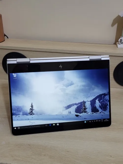 HP EliteBook x360 TACTILE 2-en-1 | INTEL CORE i7 7500U | 8GB RAM | 256GB NVME SSD