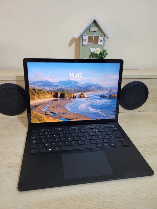 Microsoft Surface Laptop 5 13.5" 2K TACTILE | CORE i7-1265U | 16GB RAM | 512GB SSD | INTEL IRIS XE GRAPHICS