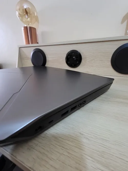 GAMING DELL Alienware 17 | CORE i7-6700HQ | NVIDIA GTX GeForce 980M 8GB | 16GB RAM | 1TB SSD