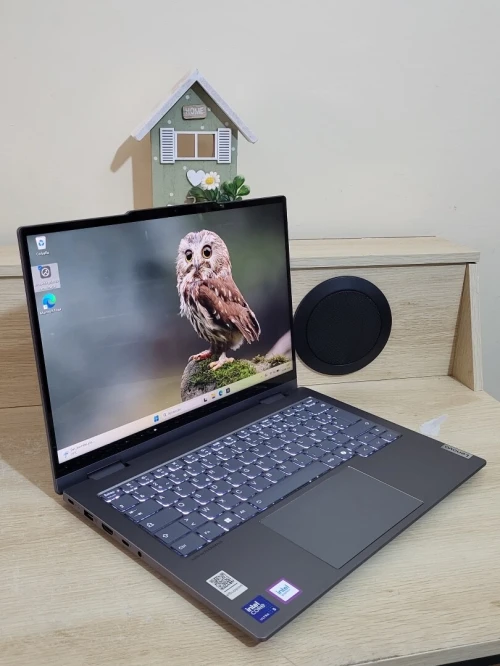 IA ThinkBook 14 2-in-1 X360 Convertible TACTLE | CORE ULTRA i5 125U | 16GB RAM | 512GB NVMe | INTEL GRAPHICS