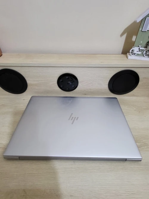 HP ELITEBOOK 755 G5 15.6'' FHD | RYZEN 7 PRO 2700U W | 16GB RAM | 512GB NVME SSD | AMD RADEON Vega