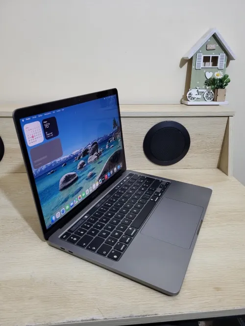 MacBook Pro M1 Gris Sideral | CPU M1 8C | 8GB RAM | 512GB SSD | COMPTAGE CYCLES 127 | MDM BYPASSED
