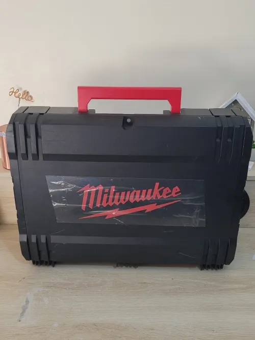 Milwaukee M12 BPS-421X - Set ponceuse polisseuse Li-Ion 12V (1x batterie 4.0Ah & 1x 2.0Ah) dans HD Box - NEUF JAMAIS UTILISÉ.