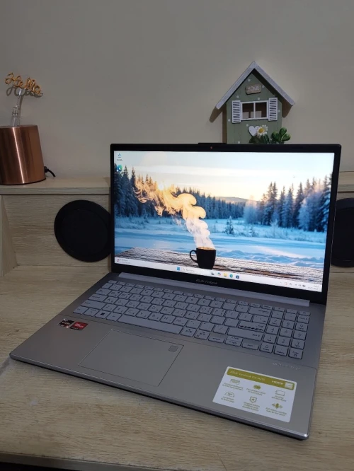 ASUS VivoBook Go 15 15.6 FHD | RYZEN 5 7520U | 16GB RAM | 512GB NVMe SSD | AMD RADEON GRAPHICS