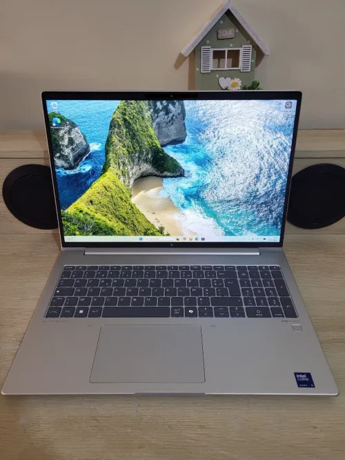 HP EliteBook 660 G11 16'' | CORE Ultra i5 125U | 16GB RAM | 512GB NVMe SSD | INTEL GRAPHICS