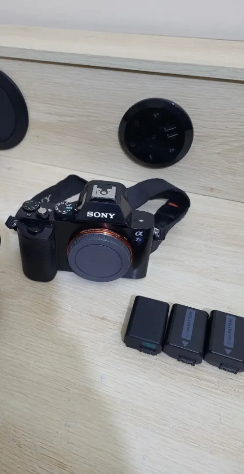 Sony Alpha 7S Appareil Numérique Hybride Capteur Plein Format Ultra haute sensibilité et vidéo 4K