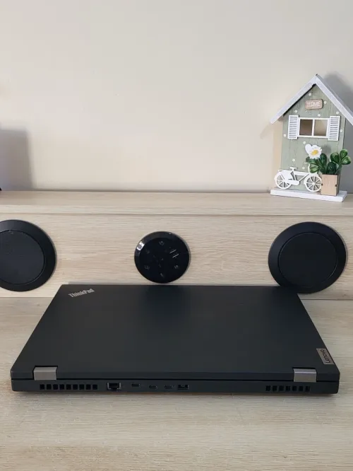 ThinkPad P15 | INTEL vPRO CORE i7-10850H | NVIDIA QUADRO T2000 4GB | 32GB RAM | 512GB NVMe | Workstation