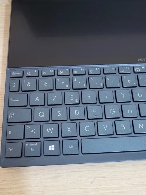 ASUS Zenbook Duo UX481FA 14 POUCES FHD Tactile | INTEL CORE i5 10210U @1.60GHz | 8GB RAM | 512GB NVMe SSD | INTEL UHD GRAPHICS