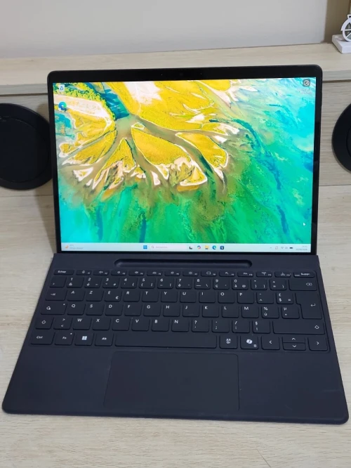 MICROSOFT SURFACE Pro 8 TACTILE - INTEL 11EME GEN i5-1135U - 8GB RAM - 512GB SSD - QHD 2880 x 1920