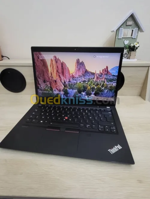 ThinkPad T14S TACTILE FHD - INTEL 10TH GEN CORE I5 10310U - 16GB RAM - 256GB SSD -INTEL UHD GRAPHICS