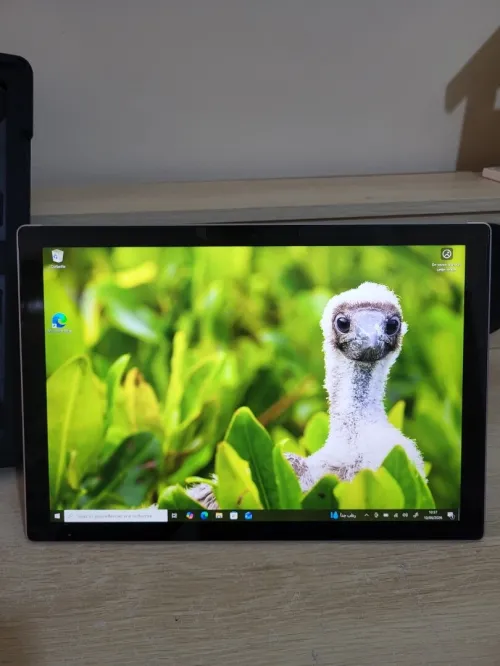 Microsoft Surface Pro 7 10EME GEN CORE i5 1035G4 - 8GB RAM - 128 SSD