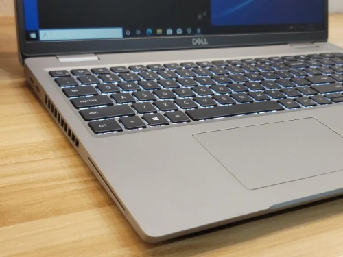 DELL LATITUDE 5520 | INTEL 11TH GEN CORE i7 1165G7 @2.8GHz | 16GB RAM | 512GB SSD | INTEL Iris Xe