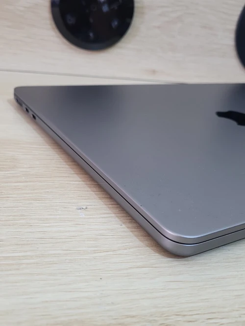 MacBook Air M2 2023 | PUCE M2 8 CPU | GPU 10 COEURS | 8GB RAM | 256GB SSD | CYCLES 61