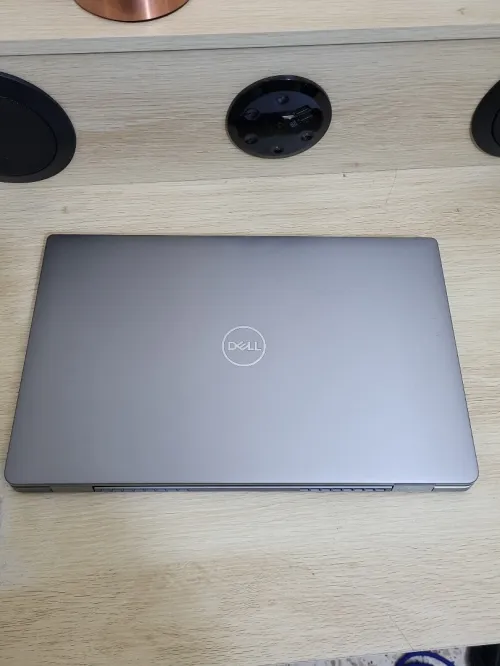 DELL LATITUDE 9520 UHD 4K | INTEL CORE i7 1185G7 | 32GB RAM | 512GB SSD | INTEL IRIS XE GRAPHICS