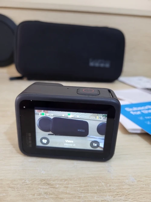 GoPro HERO11 Black | caméra d'action sportive et sous-marine | vidéo Ultra HD 5.3K60 4K UHD | 27MP | Diffusion en Direct | Webcam | stabilisation