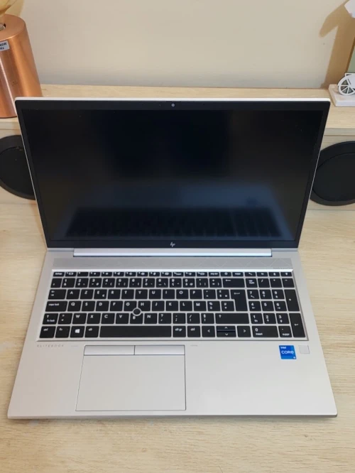 HP ELITEBOOK 850 G8 | CORE i5 1135G7 | 8GB RAM | 256GB SSD | IRIS XE GRAPHICS