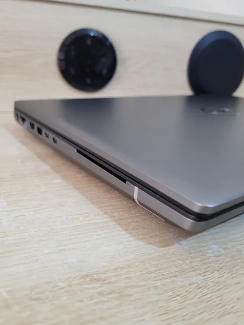DELL PRECISION 7680 | CORE i9-13950HX | NVIDIA RTX 3500 ADA GENERATION 12GB GDDR6 | 64GB RAM | 1TB NVMe SSD | 2025