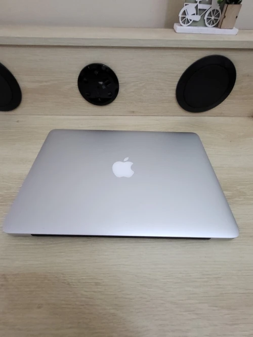 MACBOOK PRO RETINA 2015 13'' INTEL CORE i5 @2.70GHz Double Cœur - 8GB RAM - 128GB SSD