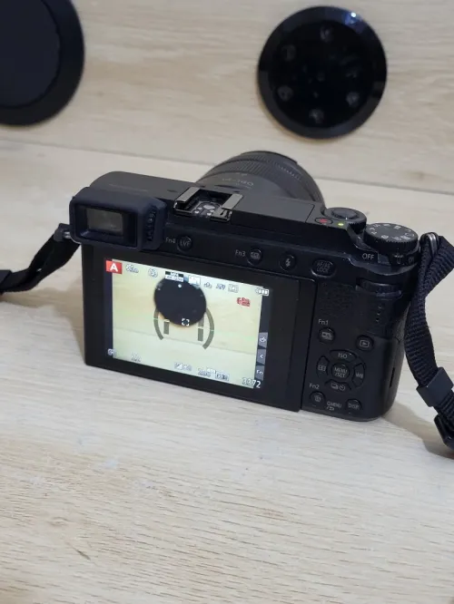 Panasonic Lumix GX80 | Hybride Compact Vidéo UHD 4K + panasonic lumix g vario 14-140mm f3.5-5.6 asph