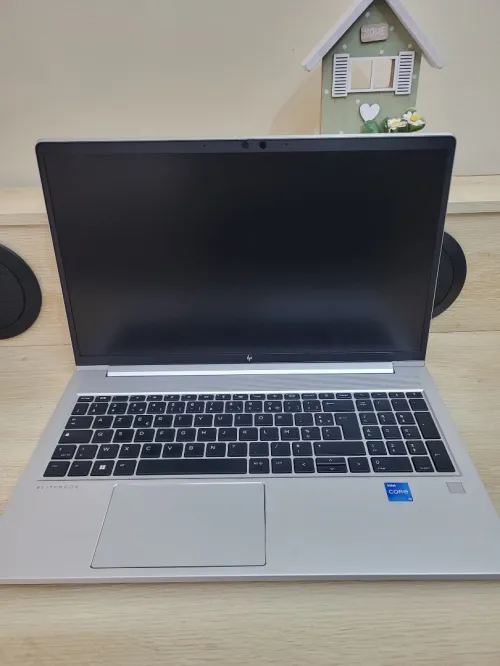 HP EliteBook 650 G10 15.6'' | INTEL 13EME GEN I5 1345U | 16GB RAM | 512GB NVMe SSD | UHD GRAPHICS