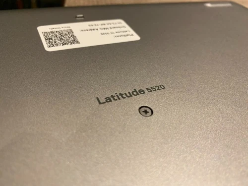 DELL LATITUDE 5520 | INTEL 11TH GEN CORE i7 1165G7 @2.8GHz | 16GB RAM | 512GB SSD | INTEL Iris Xe