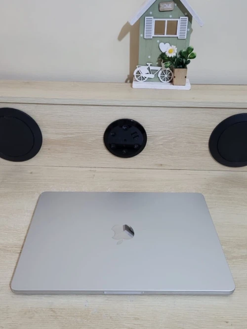 MacBook Air M4 2024 Argent | PUCE M4 8 CORE | GPU 8 CORE | 16GB RAM | 256GB SSD | CYCLES 57 | CAPACITÉ  BATTERIE 100%