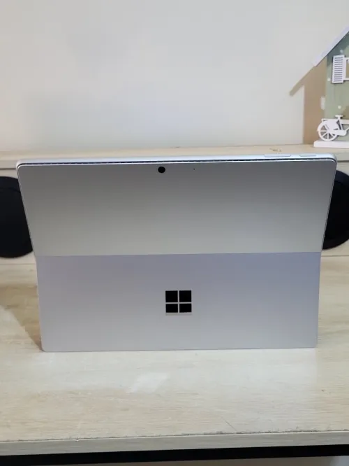AI Microsoft Surface Pro 11 Copilot+ | OLED 2.8K 13" Tactile 120 Hz | INTEL CORE Ultra 5 236V | 16GB RAM | 256GB RAM | Arc Graphics 130V 8GB | Platine Tablette | Hybride 2-en-1