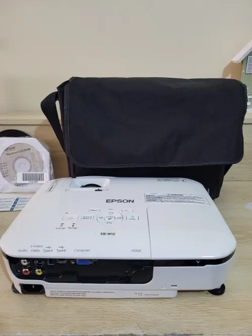 Epson EB-W12 Vidéoprojecteur professionnel WXGA LCD 16:10 1280x800 couleur de 2800 lumens