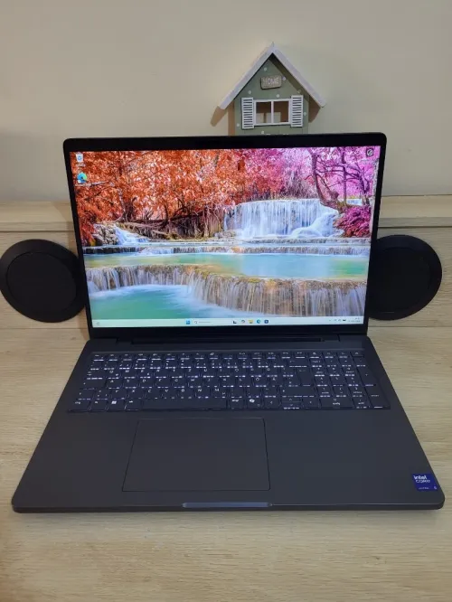 Dell Pro Max 16 | CORE Ultra 5 235H | INTEL Arc Pro 140T GPU 16GB | 32GB RAM | 1TB NVMe