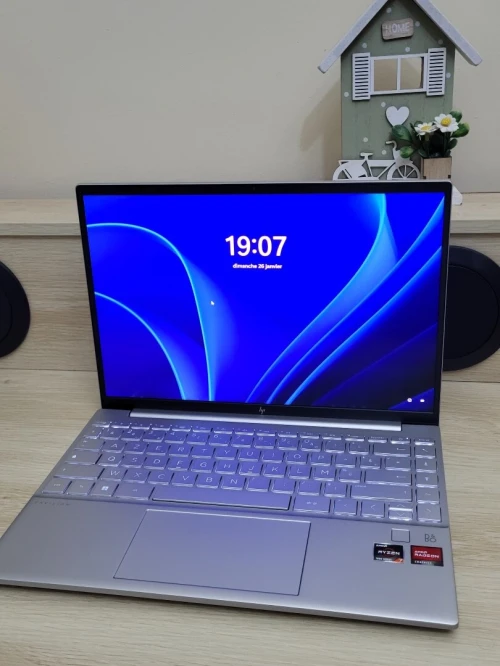HP PAVILION Aero | RYZEN 7 PRO 7735U | 16GB RAM | 512GB SSD | AMD RADEON GRAPHICS
