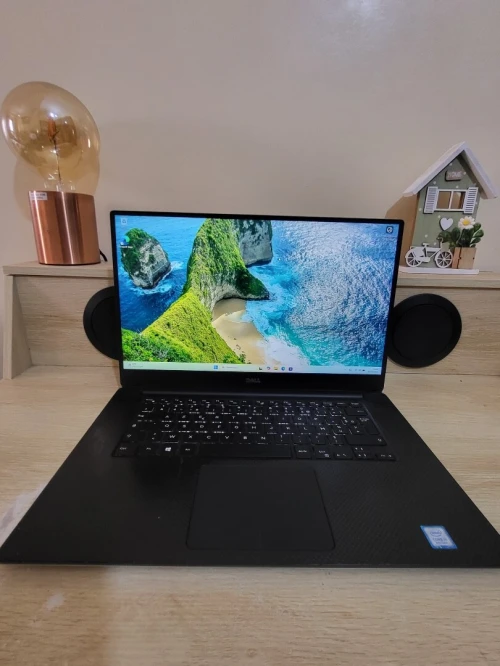 DELL PRECISION 5530 | CORE i7-8850H | NVIDIA Quadro P1000 4GB | 32GB RAM | 512GB NVMe | WORKSTATION