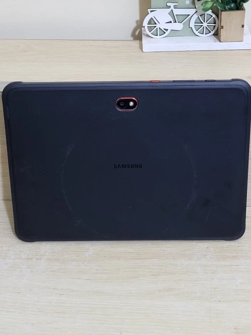 SAMSUNG Galaxy Tab ACTIVE4 Pro | 5G | 10 POUCES | 64GB | étanche | puce rapide vous permet d'utiliser tous vos jeux et services de streaming en toute fluidité.
