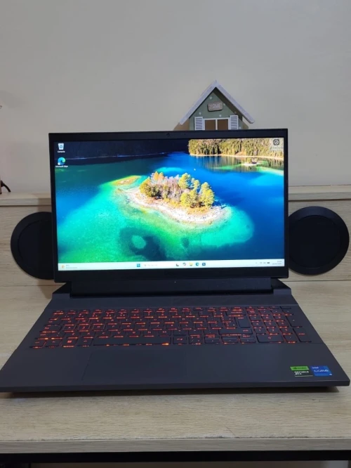 GAMING DELL G15 5530 120Hz | 13EME CORE i5-13450HX | NVIDIA RTX 3050 6GB | 16GB RAM | 512GB NVME