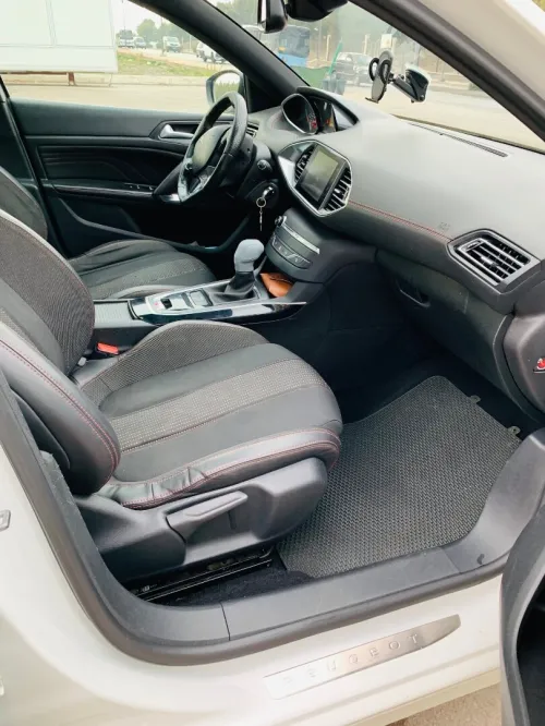 Peugeot 308 2018 GT Line 