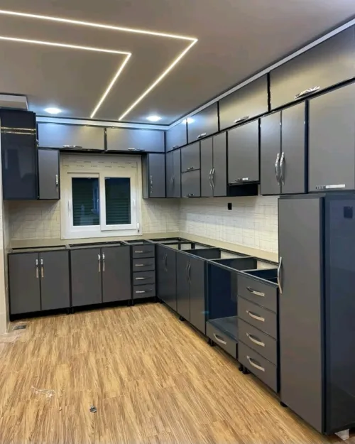Cuisine équipée en aluminium sur commande 