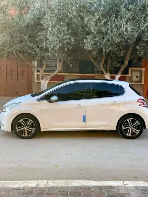 Peugeot 208 2013 Allure