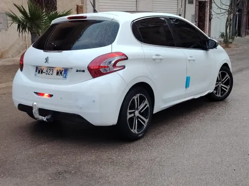Peugeot 208 2013 Allure