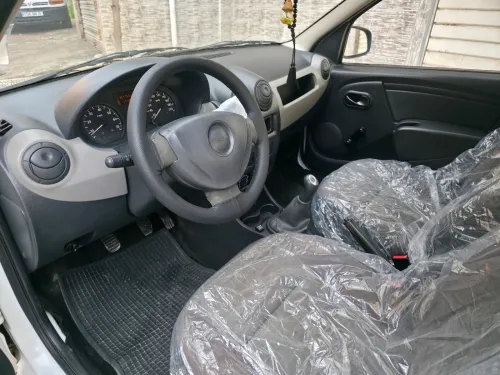 Dacia Logan 2012 La base