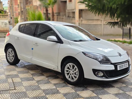 Renault Megane 3 2013 Play