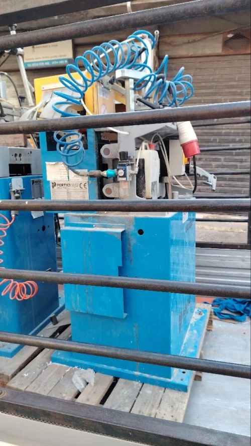 Machine menuiserie aluminium et PVC