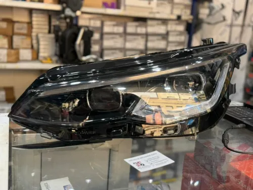 OPTIQUE PHARE GOLF 8 2 LOUPS NOIR VAG
