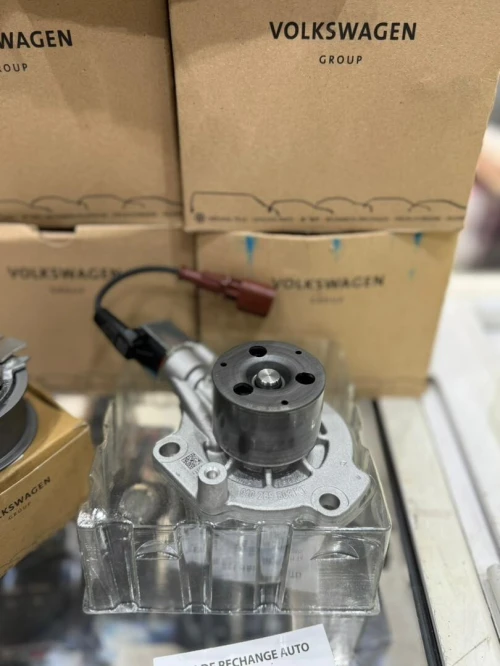 KIT CHAINE avec POMPE A EAU VAG GOLF 7 / LEON / A3 / OCTAVIA 04l